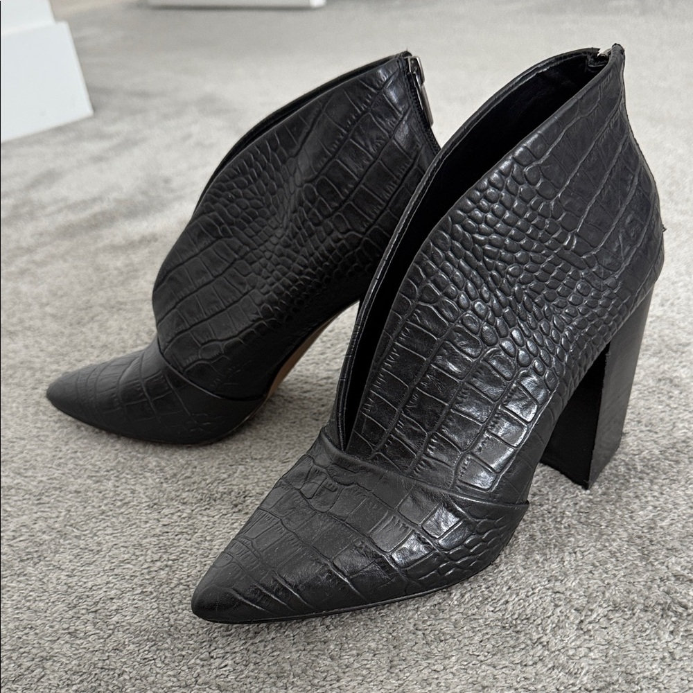 Vince Camuto Black Croc-Pattern Heeled Boots